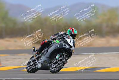 media/Sep-10-2022-SoCal Trackdays (Sat) [[a5bf35bb4a]]/Turn 6 (1140am)/